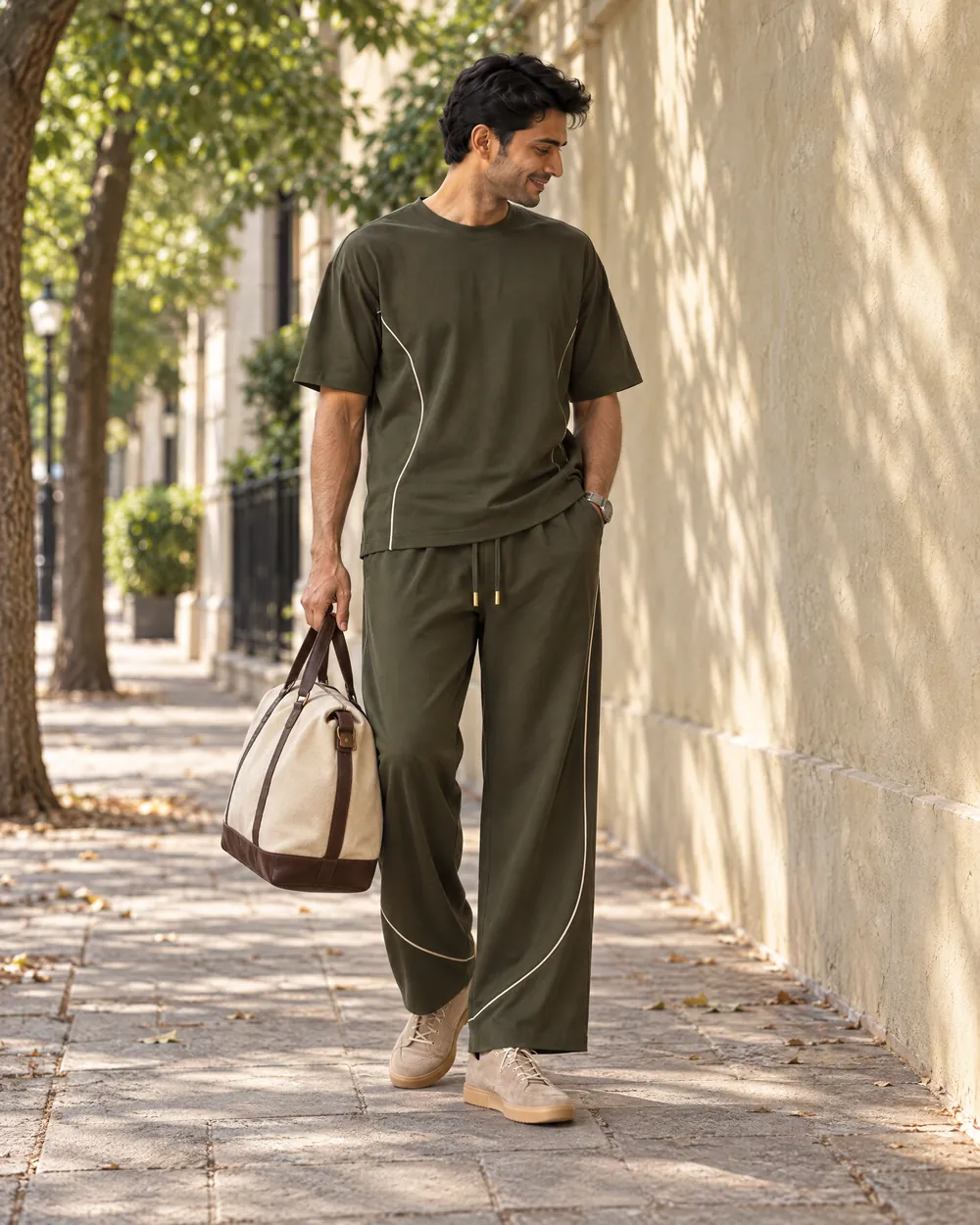 Active T-shirt in daily wear